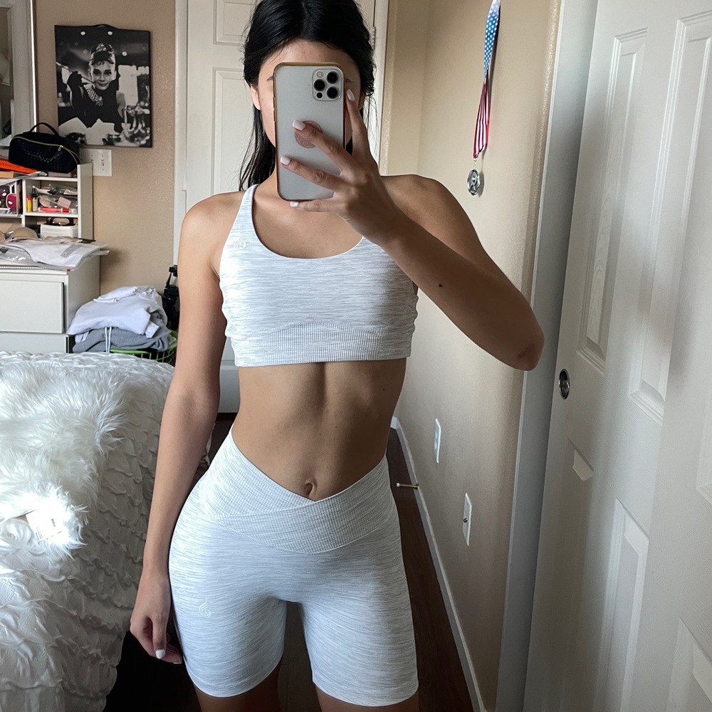 Gym scrunch athleisure set